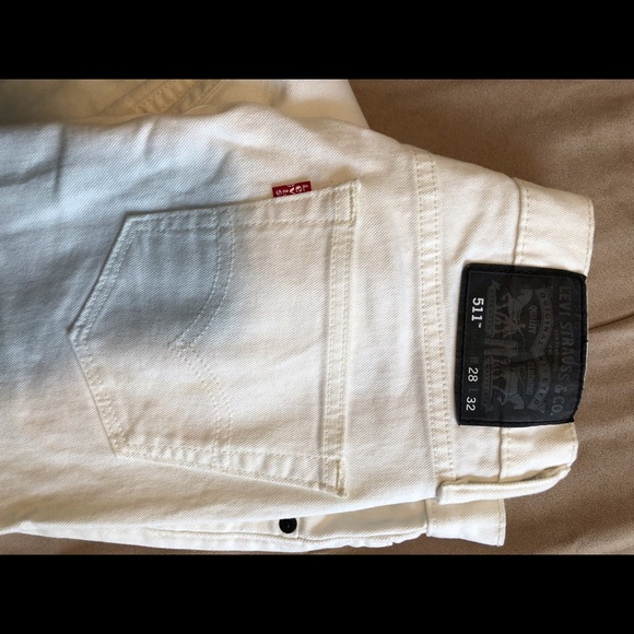 White Wash Levi’s 511 Skinny Jeans - Picture 5 of 6